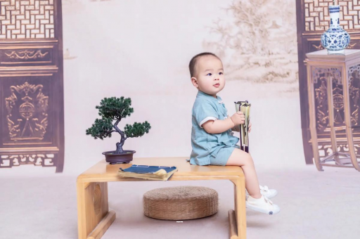 新余孕妇尖肚子和圆肚子